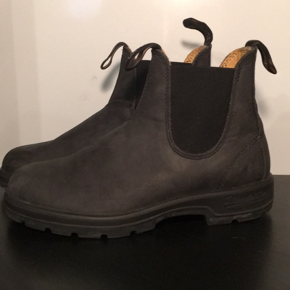 Women’s Blundstones